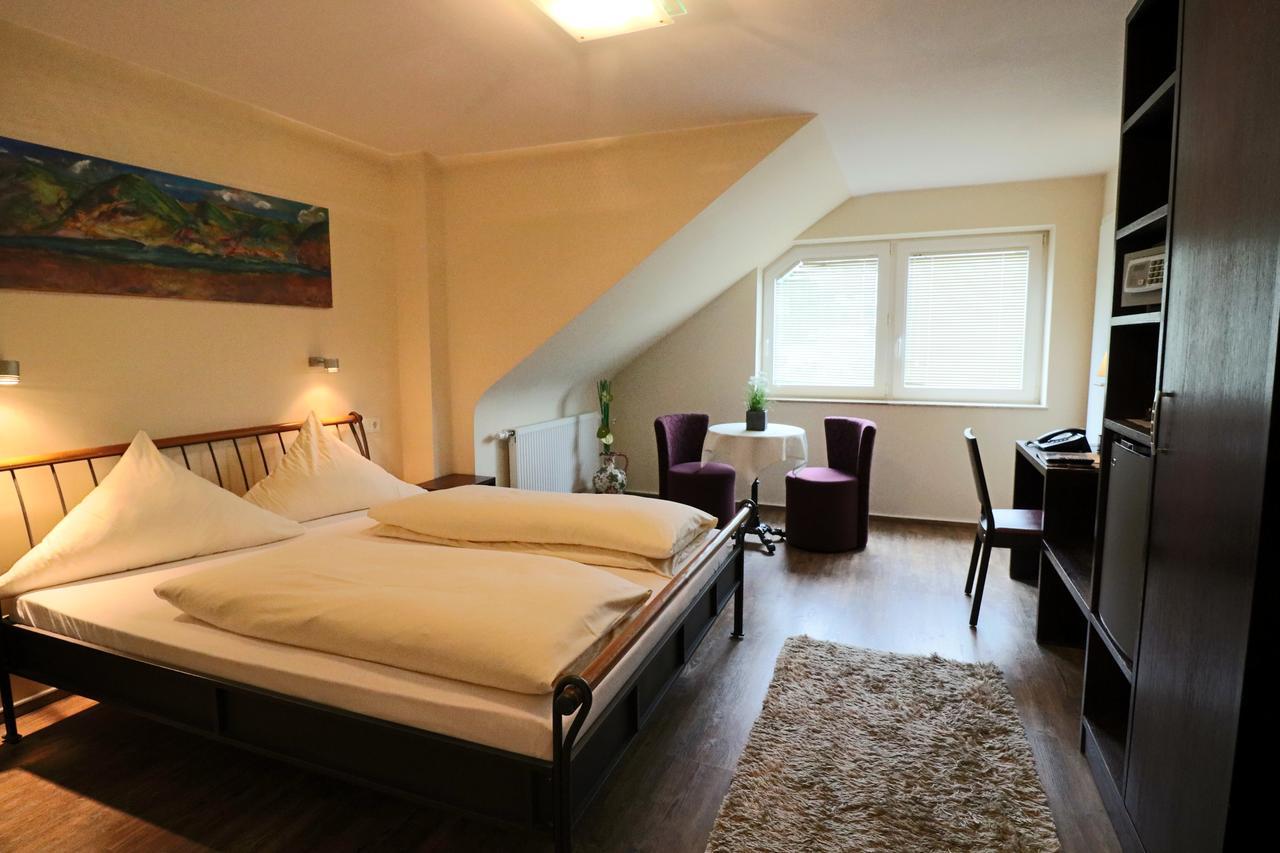 Christiana'S Wein & Art Hotel Bernkastel-Kues Bagian luar foto