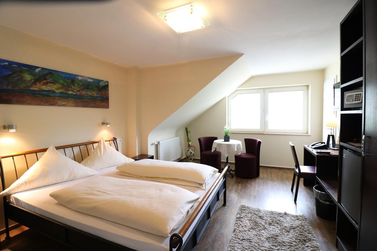 Christiana'S Wein & Art Hotel Bernkastel-Kues Bagian luar foto