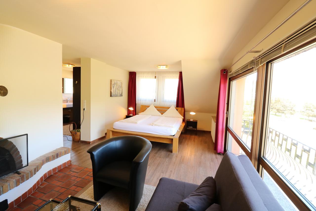 Christiana'S Wein & Art Hotel Bernkastel-Kues Bagian luar foto